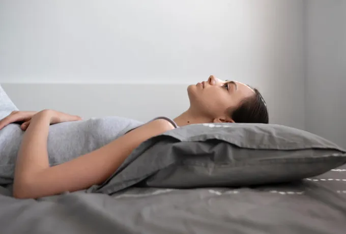 Bel Fıtığı Olan Hastalar İçin Uyku Pozisyonları