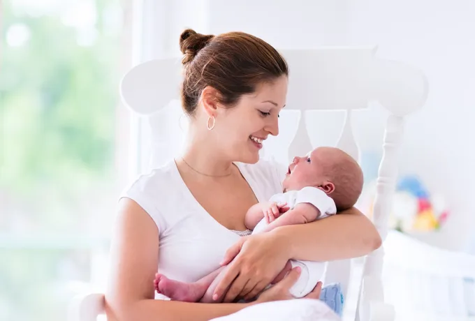 Sezaryen Doğum Nedir? Nasıl Yapılır?