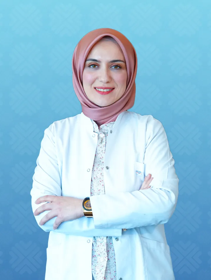 AYŞE İREM YASİN