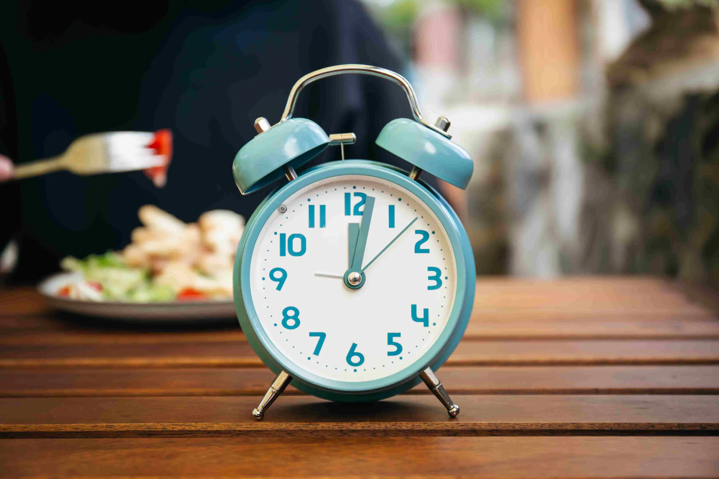 iftarda-hizli-yemek-yemek