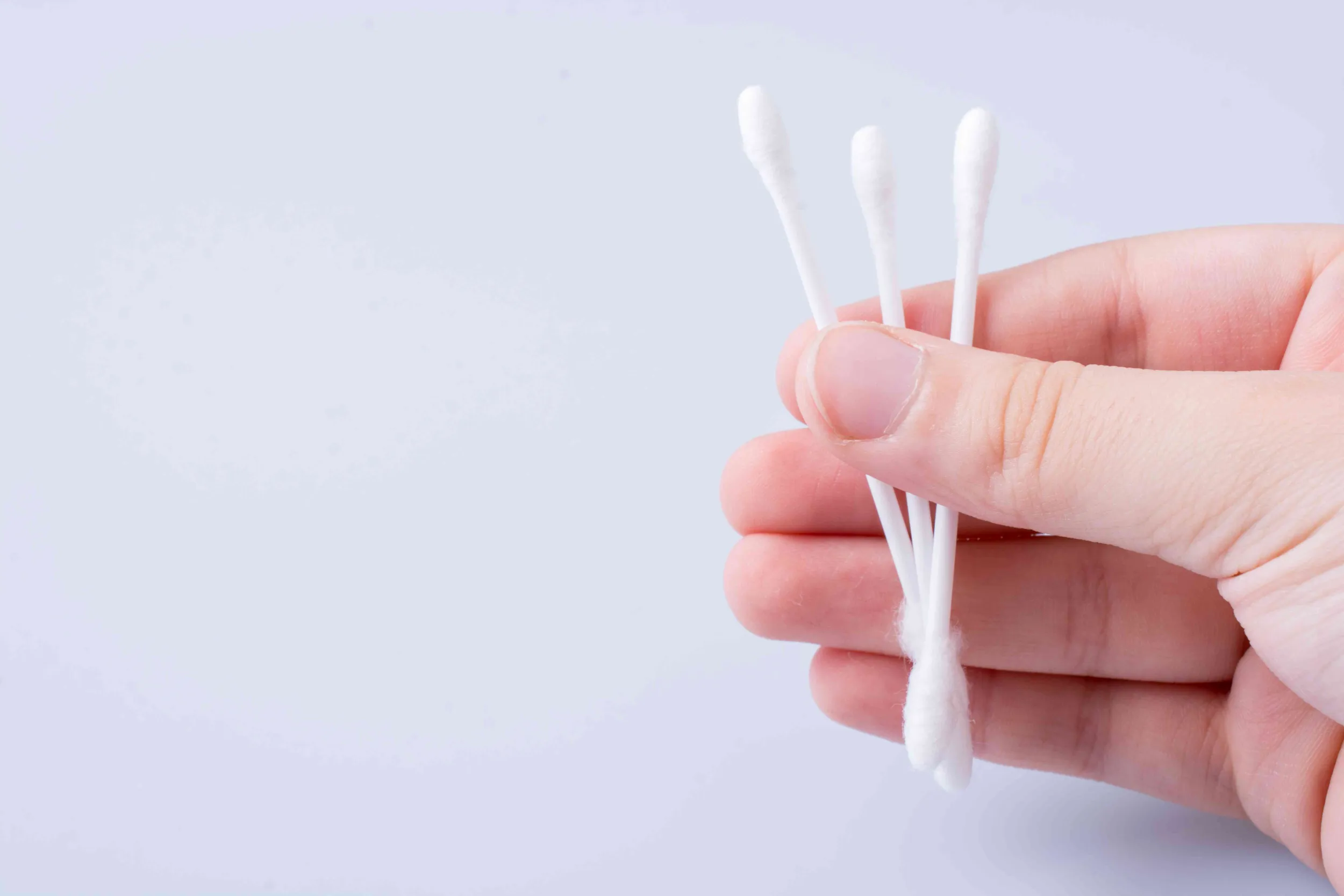 Kulak Çubuğu Kullanmanın Zararları: Dikkat Edilmesi Gerekenler