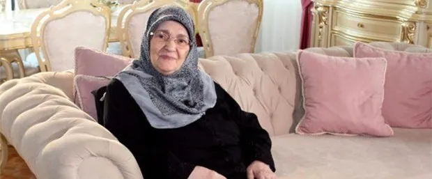 Yazar Şule Yüksel Şenler vefat etti