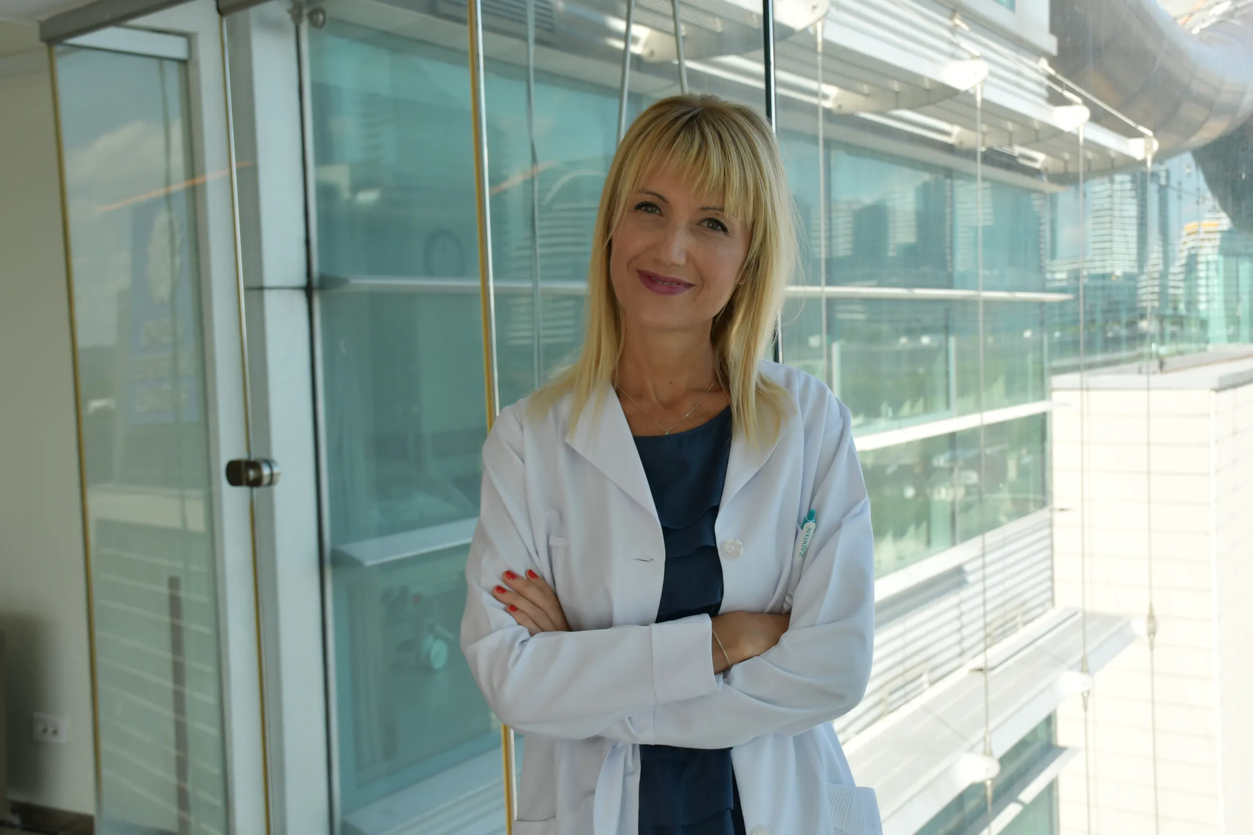 Gözleri aşırı kaşıma kornea nakline kadar götürebilir