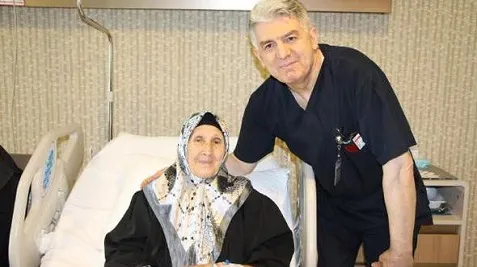 92 yaşındaki Libyalı hasta Türkiye'de sağlığına kavuştu