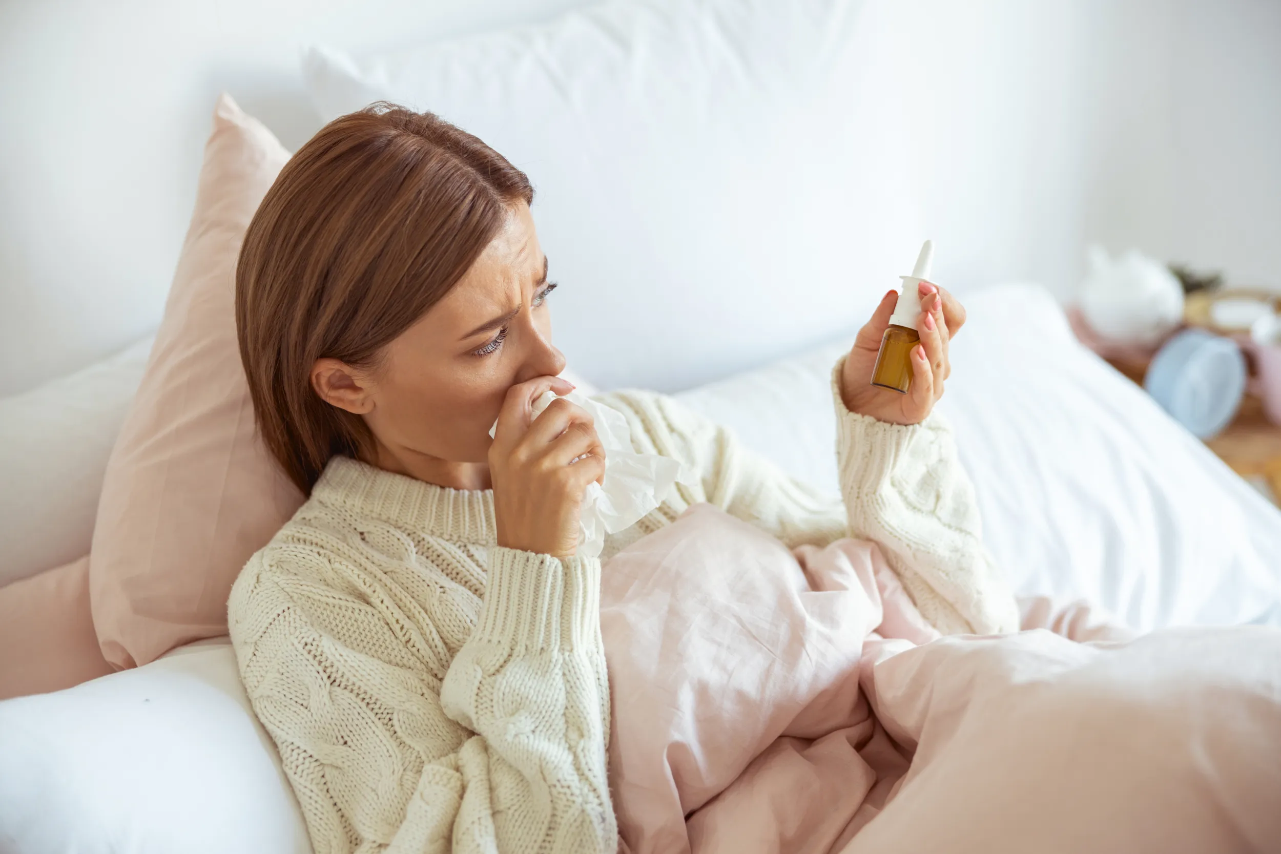 Hekimler astım ve alerjik rinit hastalarını Kovid-19'a karşı uyardı