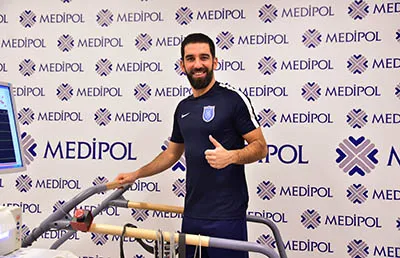 Arda Turan Sağlık Kontrolünden Geçti