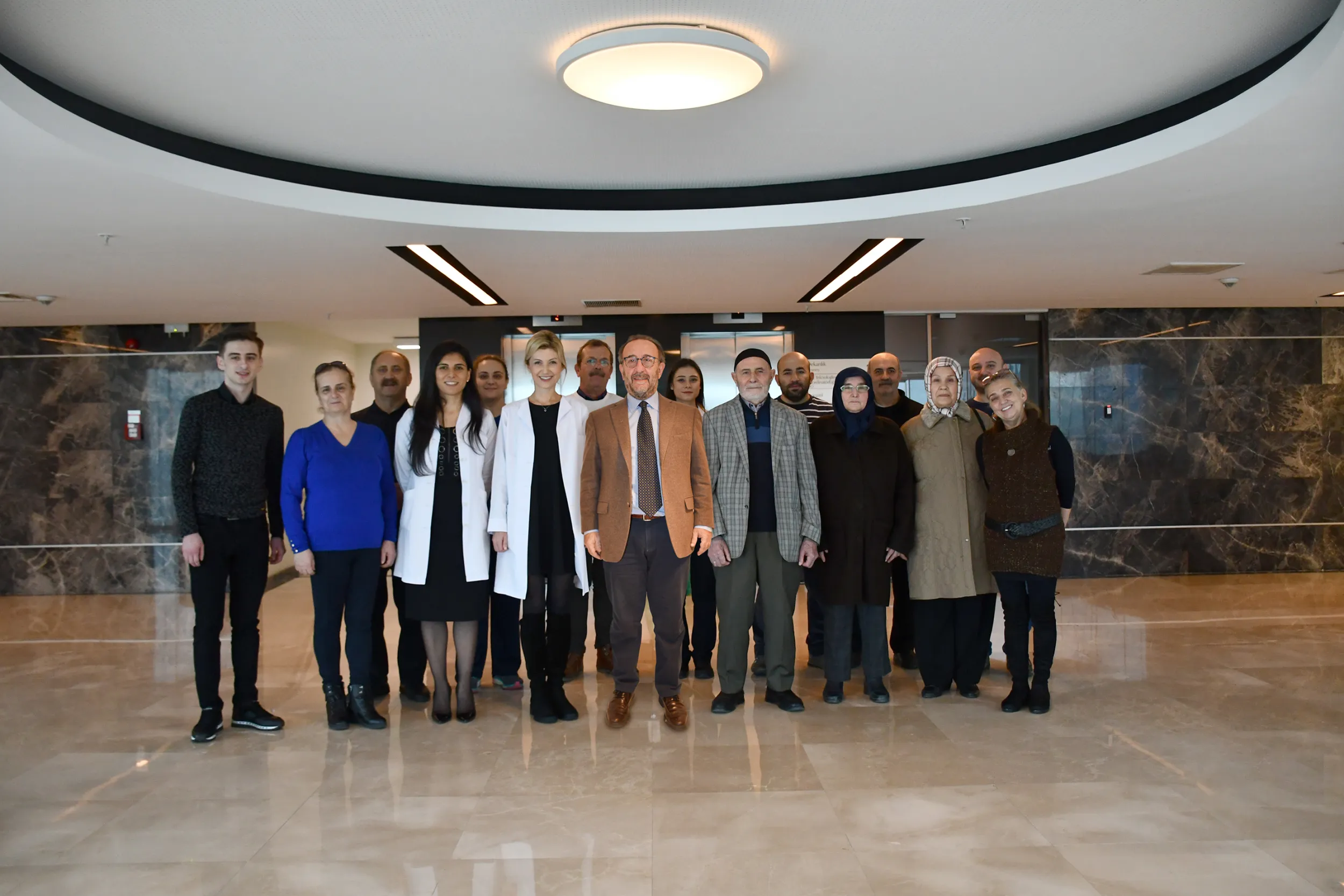 Kornea nakli ile görmeyen gözlere ışık tuttular