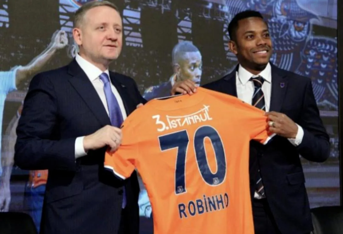 Robinho imzayı attı! İşte ilk sözleri...