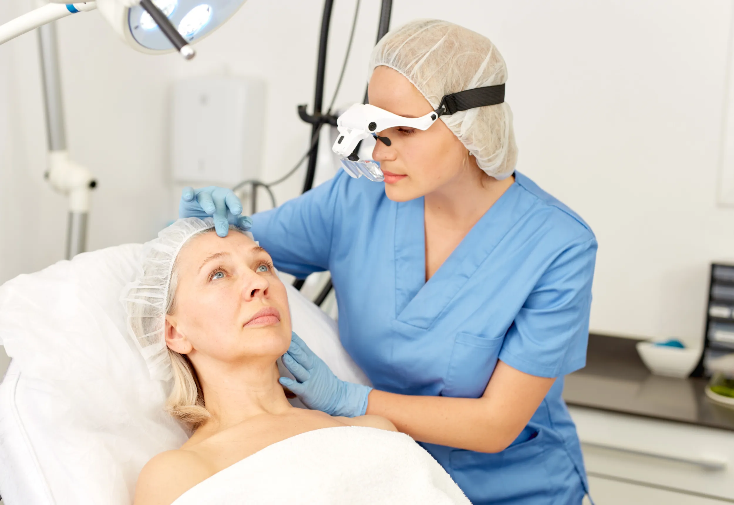 Güneşin hasarını kimyasal peelingle silebilirsiniz