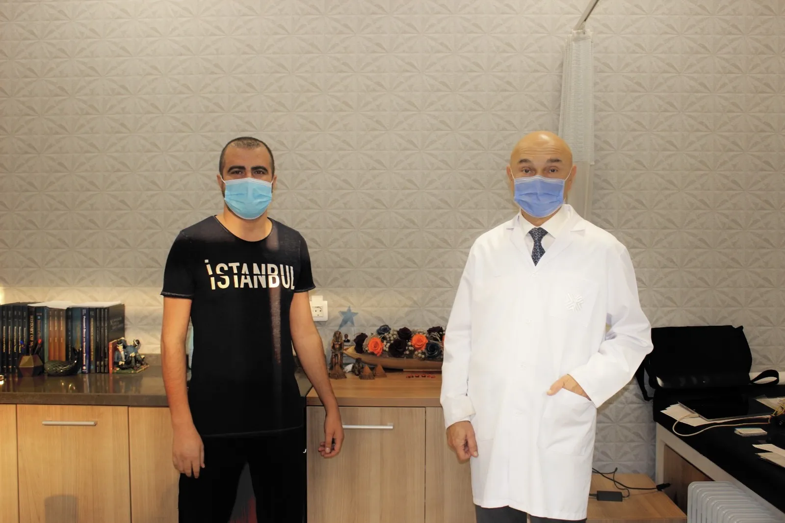 “Titremelerim dursun diye kendimi duvardan duvara vuruyordum”