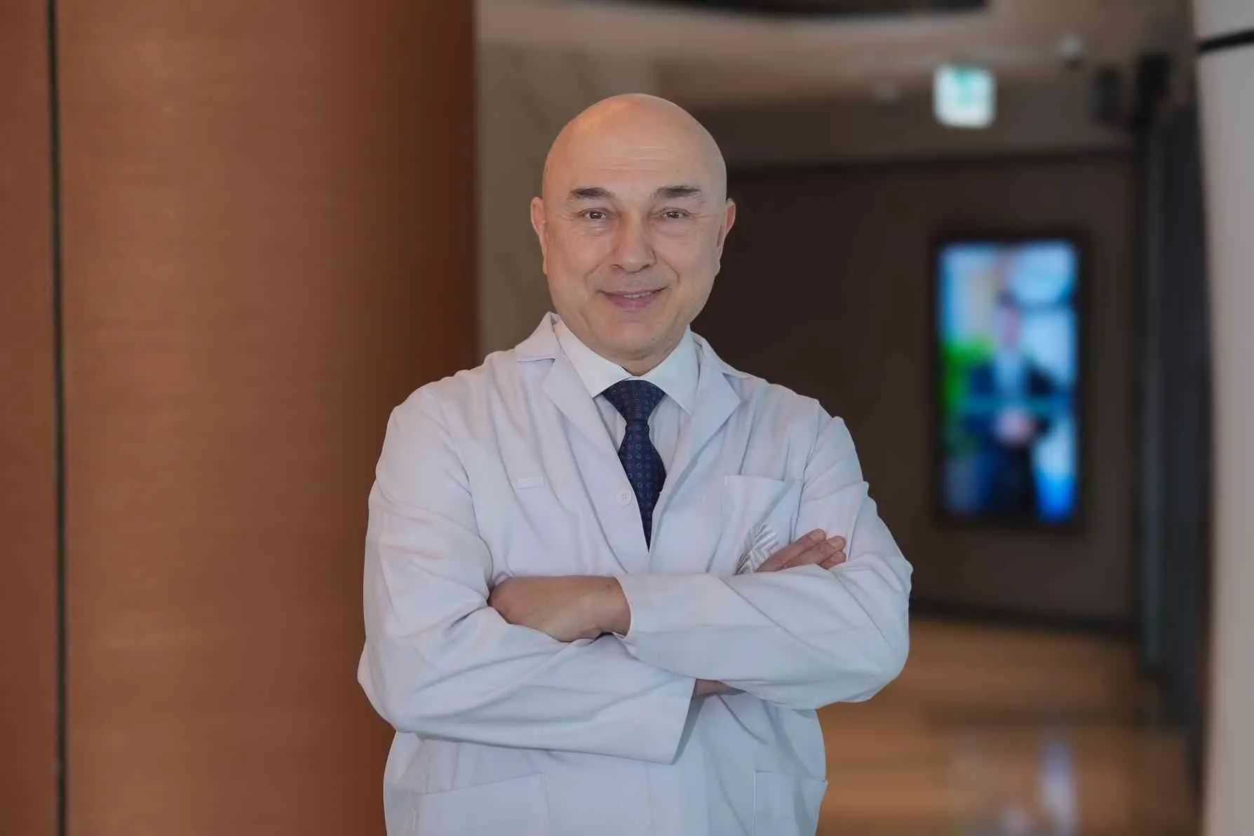 Guinness Rekortmeni Doç. Dr. Ali Zırh, 2.000’inci Parkinson Ameliyatını Yaptı