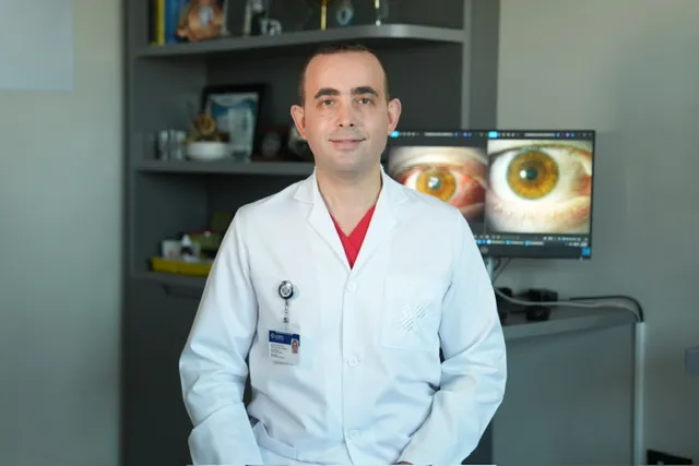 Güneş, Havuz ve Deniz Göz Sağlığınızı Tehdit Ediyor