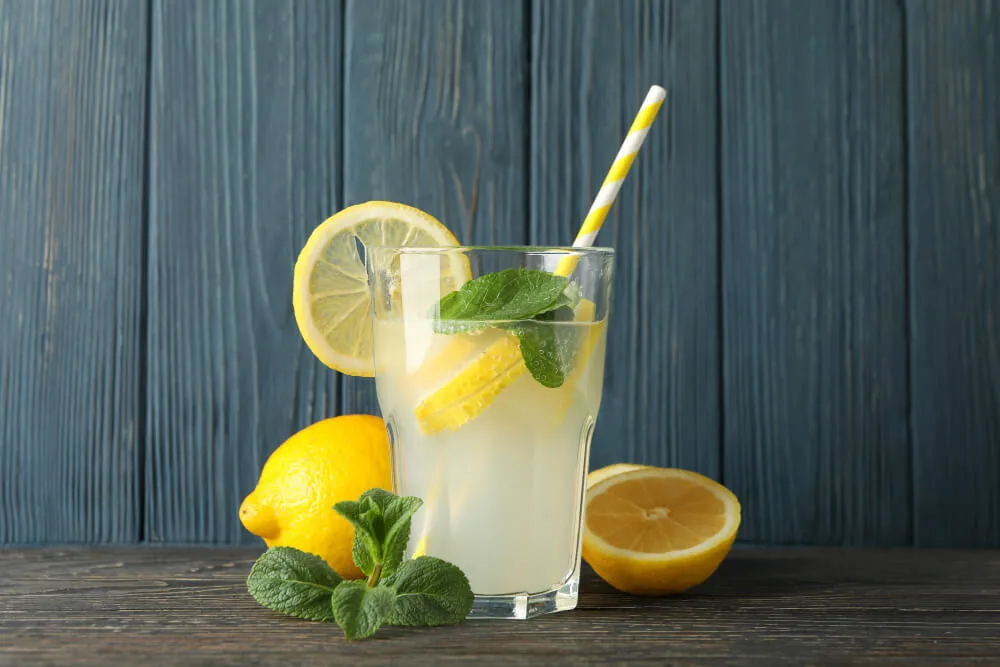 Limonatanın Faydaları ve Besin Değerleri