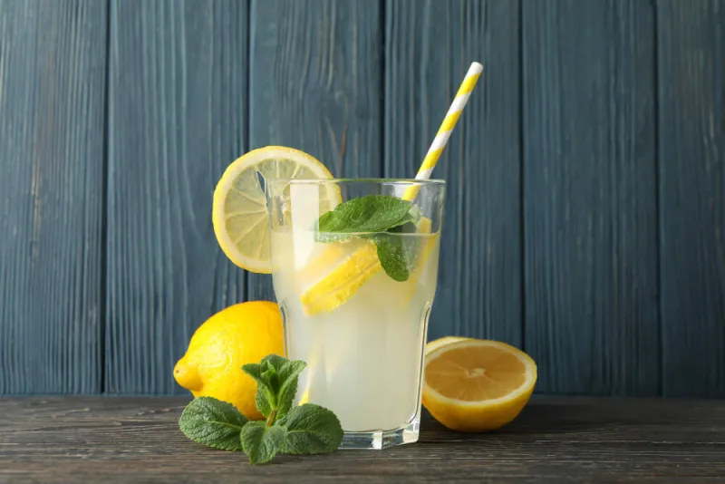 Limonatanın Faydaları ve Besin Değerleri