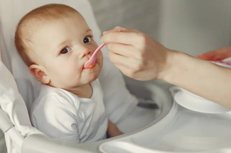 prematüre bebek beslenmesi 