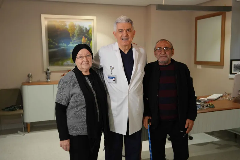 Bir Ömürlük Sevgi, Aynı Doktorda İyileşen İki Kalp