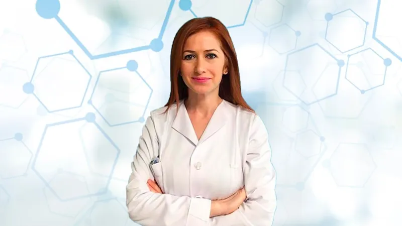 Kara Mantar Eve Ekmekle Giriyor 
