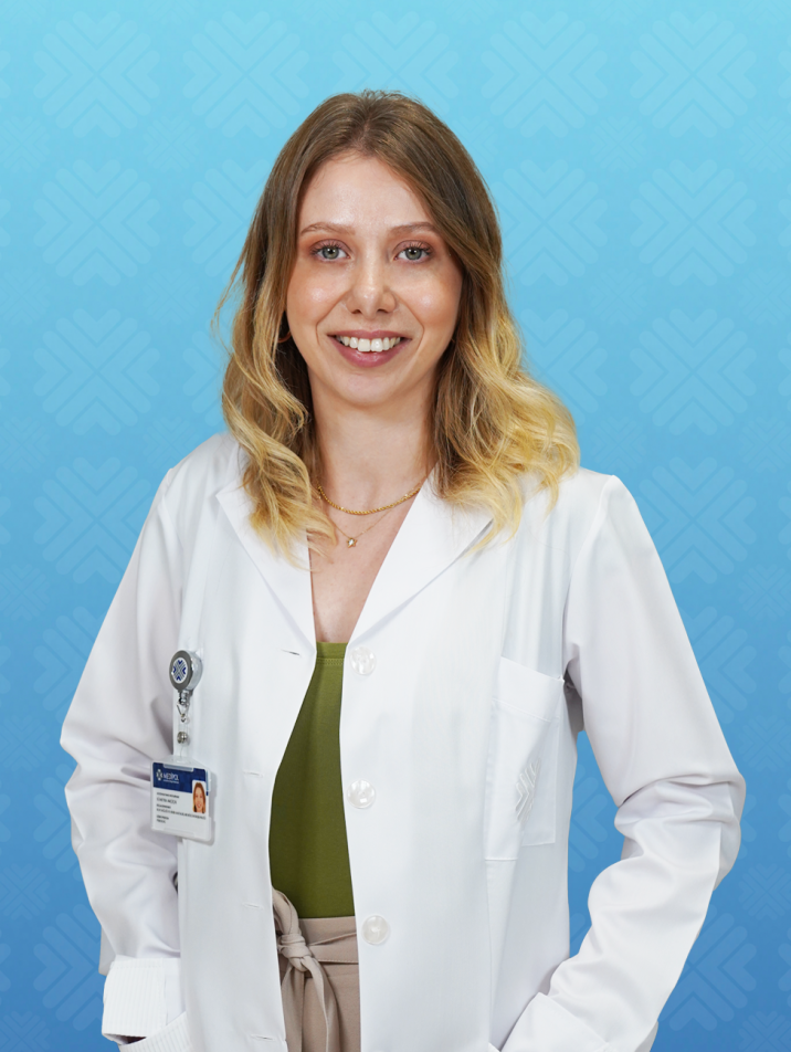 SÜMEYRA AKÇİÇEK
