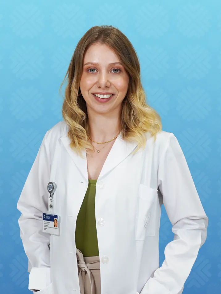 SÜMEYRA AKÇİÇEK