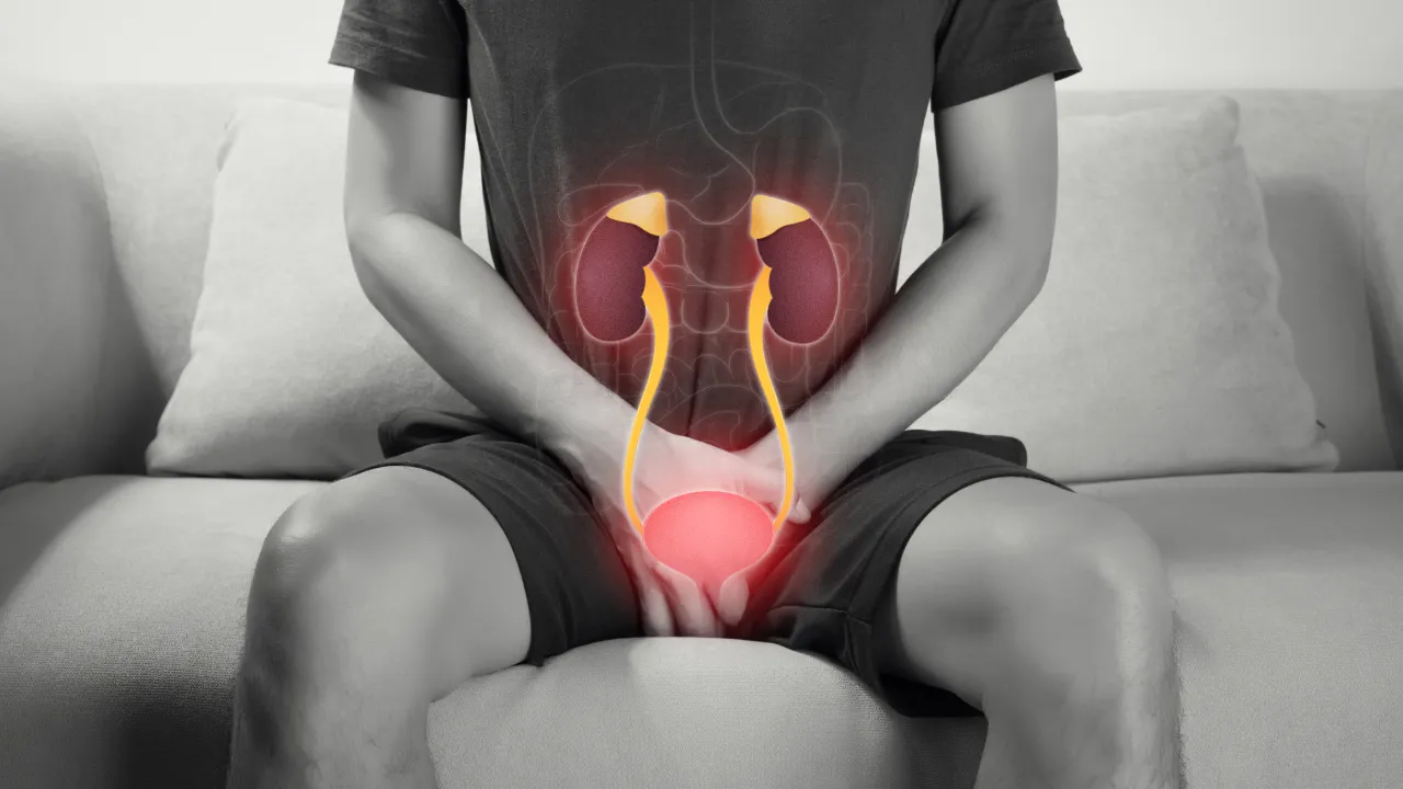 How is bladder tumor surgery performed using a minimally invasive (laparoscopic) method?